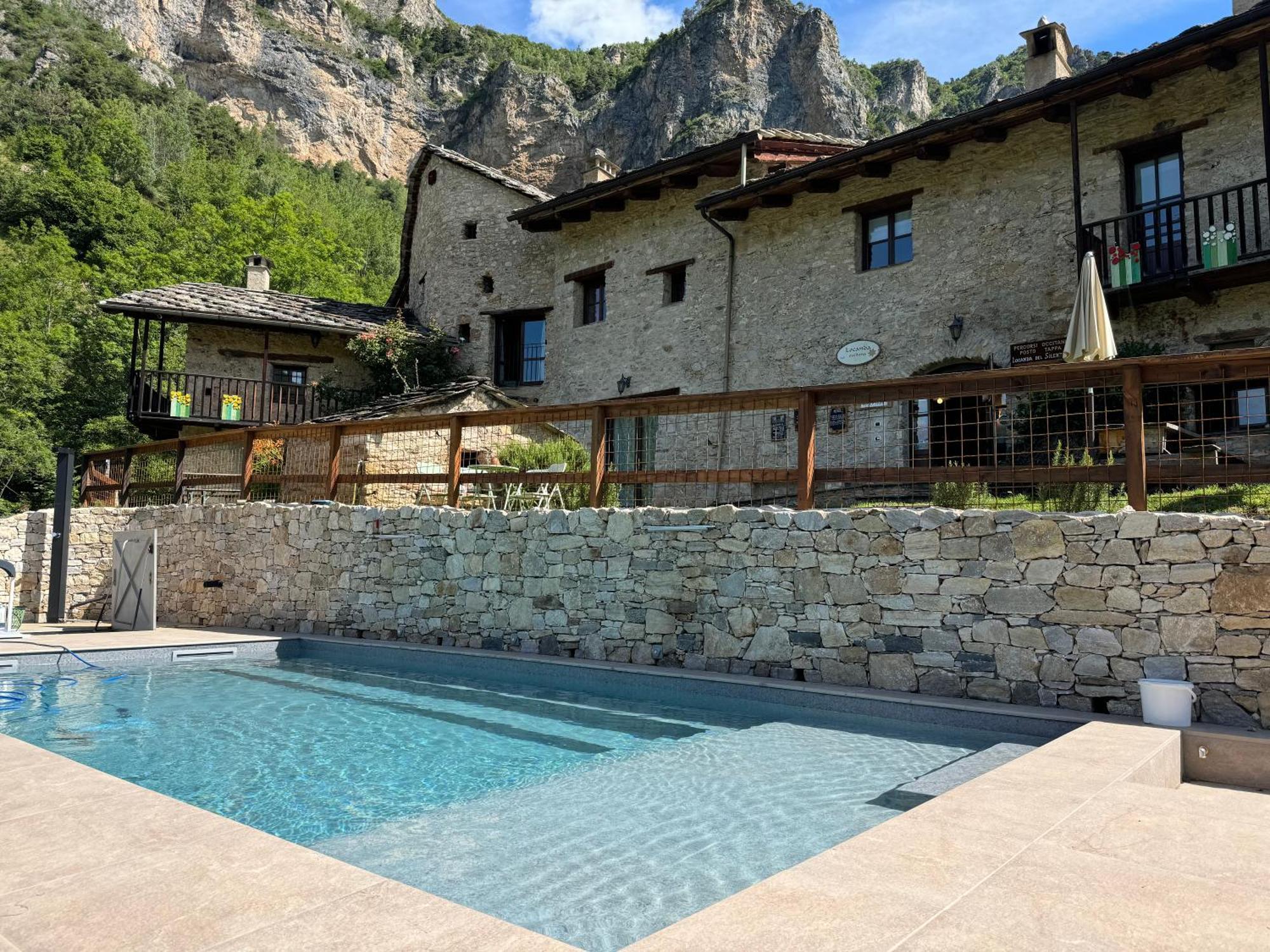Locanda Del Silenzio Hotel Macra Exterior foto